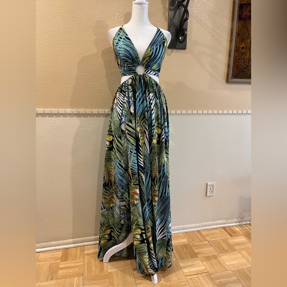 Tropical-print maxi dress. O-ring cut out. The Sang Clothing. Halter V-neck. M - Picture 4 of 15